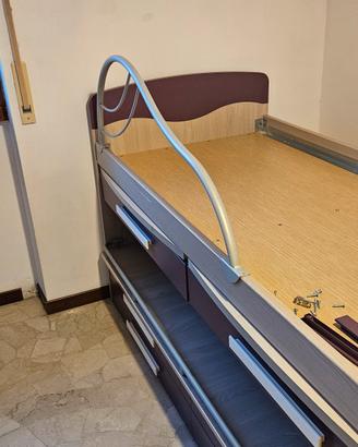 Letto a castello con cassetti e piano  estraibile