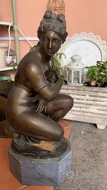 statua venere  bronzo