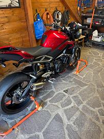 Triumph Street triple rs 765