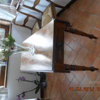 Tavolo dell'800 inglese