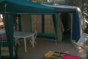 roulotte presso rimessaggio in toscana