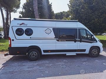 VAN MALIBU