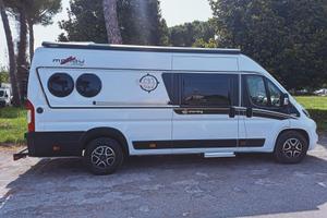 VAN MALIBU