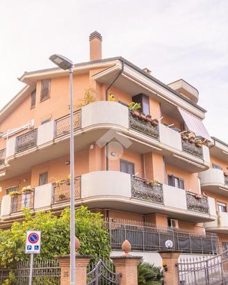 4 LOCALI A MARINO