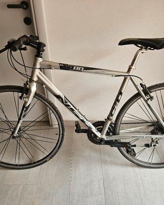 Bici ibrida NSR performance.