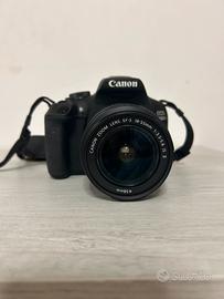 Fotocamera CANON EOS 2000D