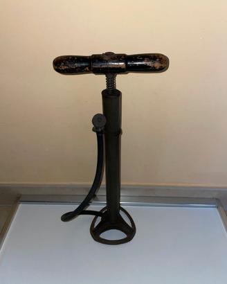 POMPA DA BICICLETTA " SUPERPOMPA MILANO " ANNI '30