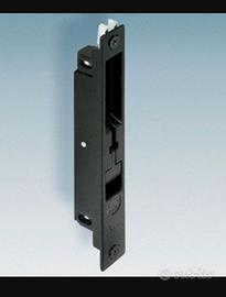 Medal Maniglia ad incasso EUROPA 760 nero 9009