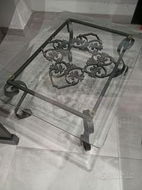 Ferro battuto e piano in cristallo