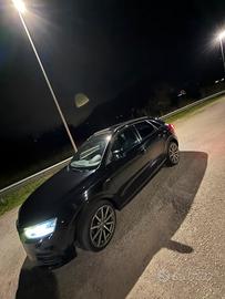 Audi q3 s line sport black identity