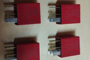 Relè 12V 30A Alfa Romeo Fiat Lancia MPN 11129985