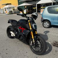 Diavel 1260s+accessori permuto