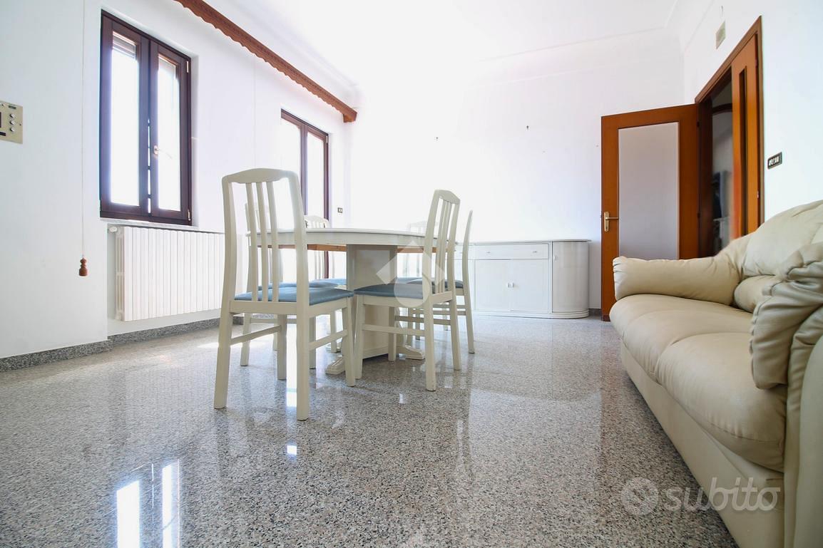 4 LOCALI A OSTUNI - Vista 4
