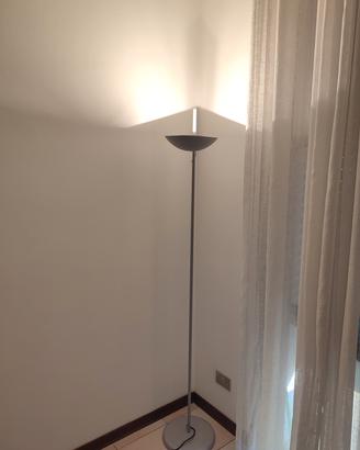 lampada con piantana 