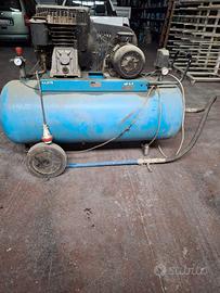 Compressore ABAC con serbatoio da 270 litri