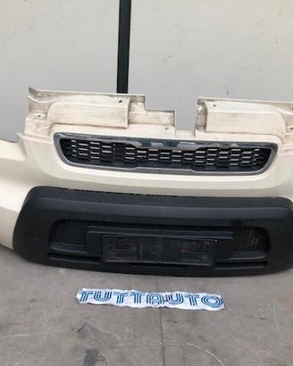 Paraurti anteriore Kia Soul 2009 panna