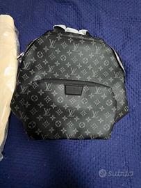 Zaino stile Louis Vuitton – Eleganza e praticità i