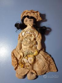 Bambolina di pezza vintage