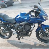 moto yamaha fazer 600