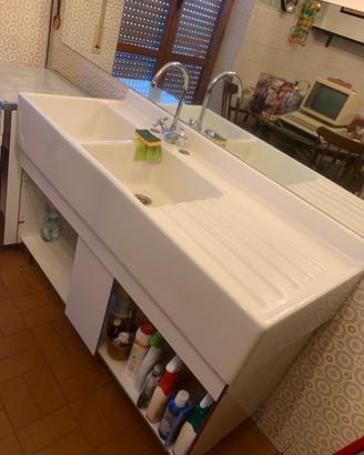 Lavabo vintage per cucina in porcellana