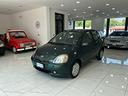 toyota-yaris-1-3i-16v-cat-5-porte-luna