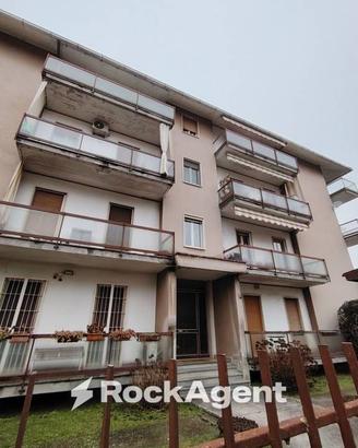Appartamento di 77 m² con 3 locali e box auto a Pa