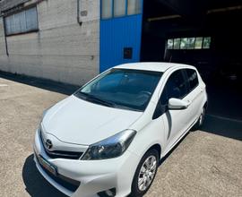 Toyota Yaris 1.0 5 porte Lounge