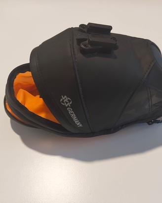 SKS GERMANY EXPLORER CLICK Borsa da sella 1800 ML