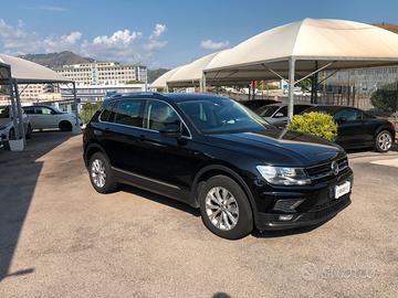 Volkswagen Tiguan 2.0 TDI SCR DSG Business BlueMot