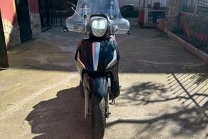 Beverly 350 targa polacca