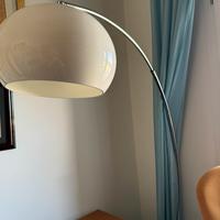 Lampada da terra ad arco anni 70