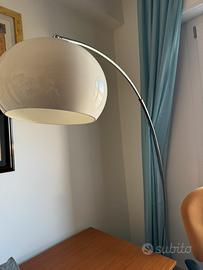 Lampada da terra ad arco anni 70