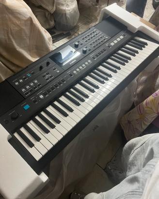 Tastiera Elettronica Yamaha PSR-E483 come nuova