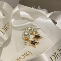 Nuovi orecchini Dior