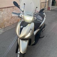 Beverly 300 hp ABS-ASR 2022