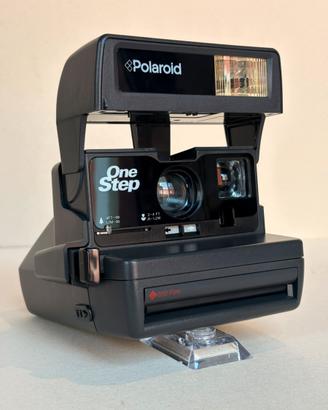Fotocamera istantanea Polaroid OneStep 600