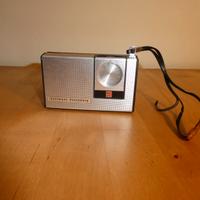 RADIOLINA PORTATILE VINTAGE ANNI 70'