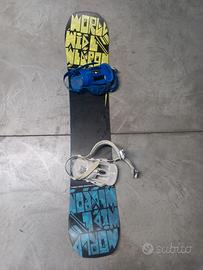 Tavola da snowboard K2 completa di attacchi