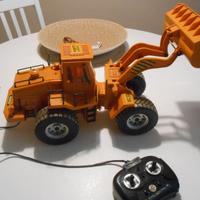 Camion ruspa escavatore