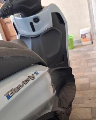 piaggio beverly 400 s