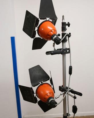 Nà 2 Pinze photoflood mod. 115 MK 1 Janiro-USATI