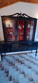 Credenza con cristalliera