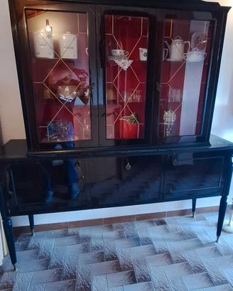 Credenza con cristalliera
