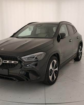 MERCEDES-BENZ GLA 200 d Progressive Advanced Plus