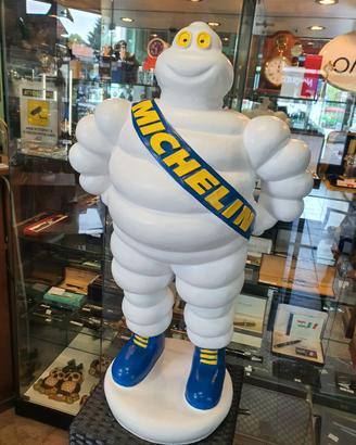 Statua pubblicitaria Omino Michelin