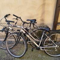 2 bici da passeggio uomodonna 
