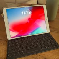 iPad Pro 10,5" 64GB con tastiera originale Apple