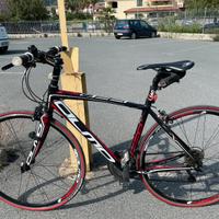 Bici da corsa ibrida