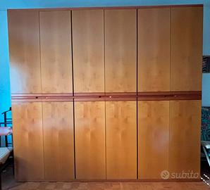 Armadio a 6 ante