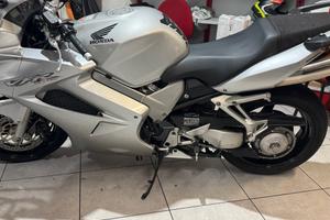 Honda VFR 800